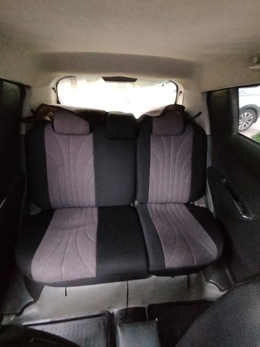 Spark 2011 
Rangi oq
Matori ECO 1  
Probeg 356000
Gaz/Benzin
Balonlari