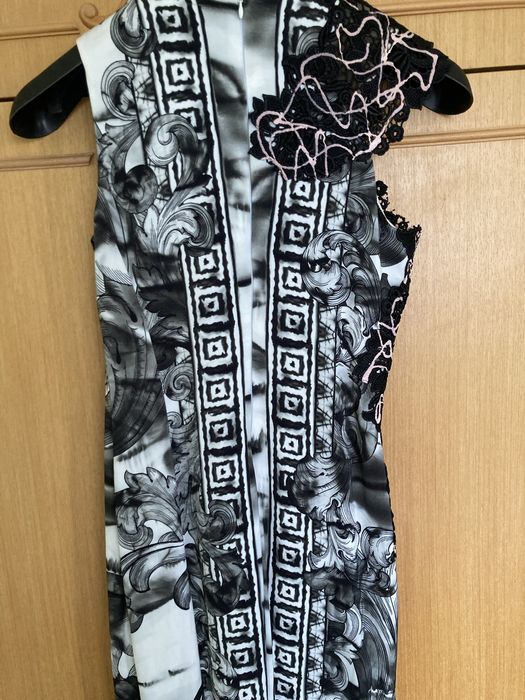 Рокля по модел  Versace