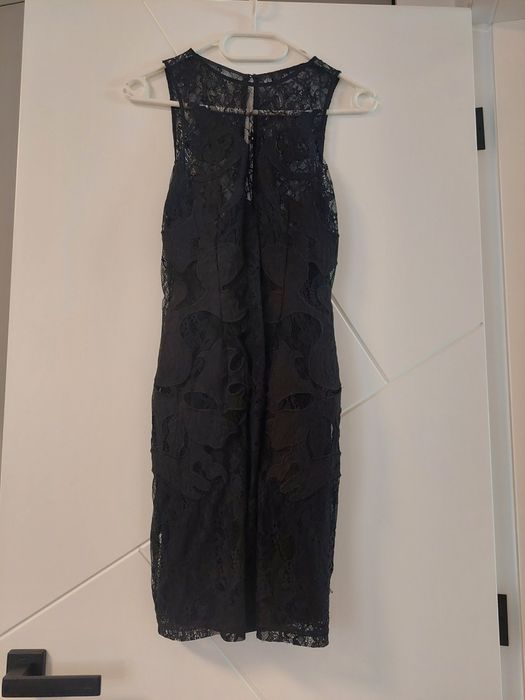 Черна рокля дантела