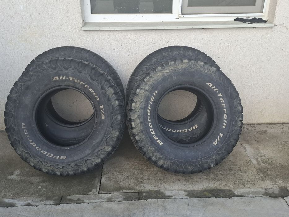 Anvelope de vânzare