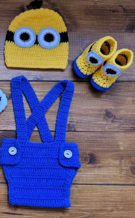 Costume crosetate bebeluși