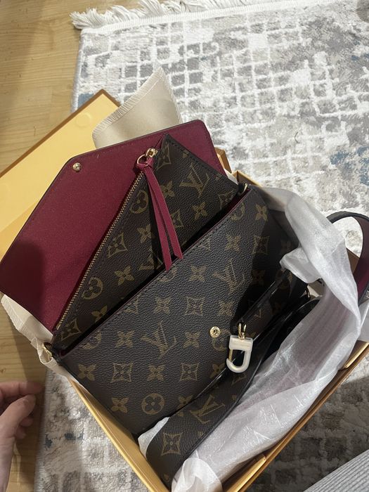 Сумка клач луйвитон