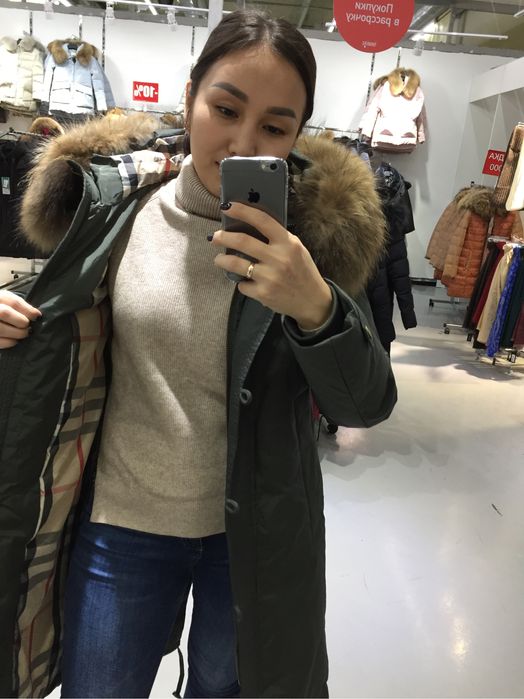 Продам зимний пуховик
