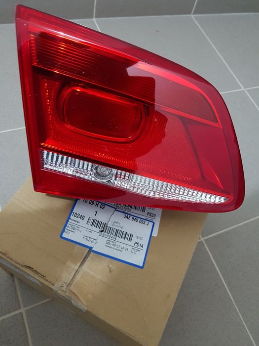 Stop stanga Nou OE pt Vw Passat B7