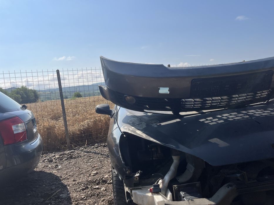 Bara fata audi a4 b6 in stare buna ! Completa!