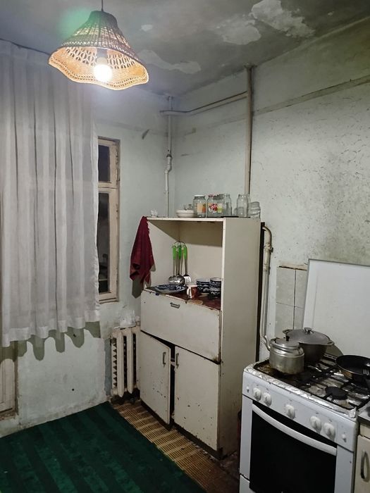 Юнусабад 14. 2/1/9. Ахмаданиш. Метро линия.