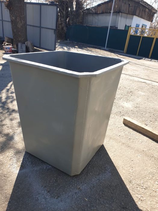 Контейнерный бак