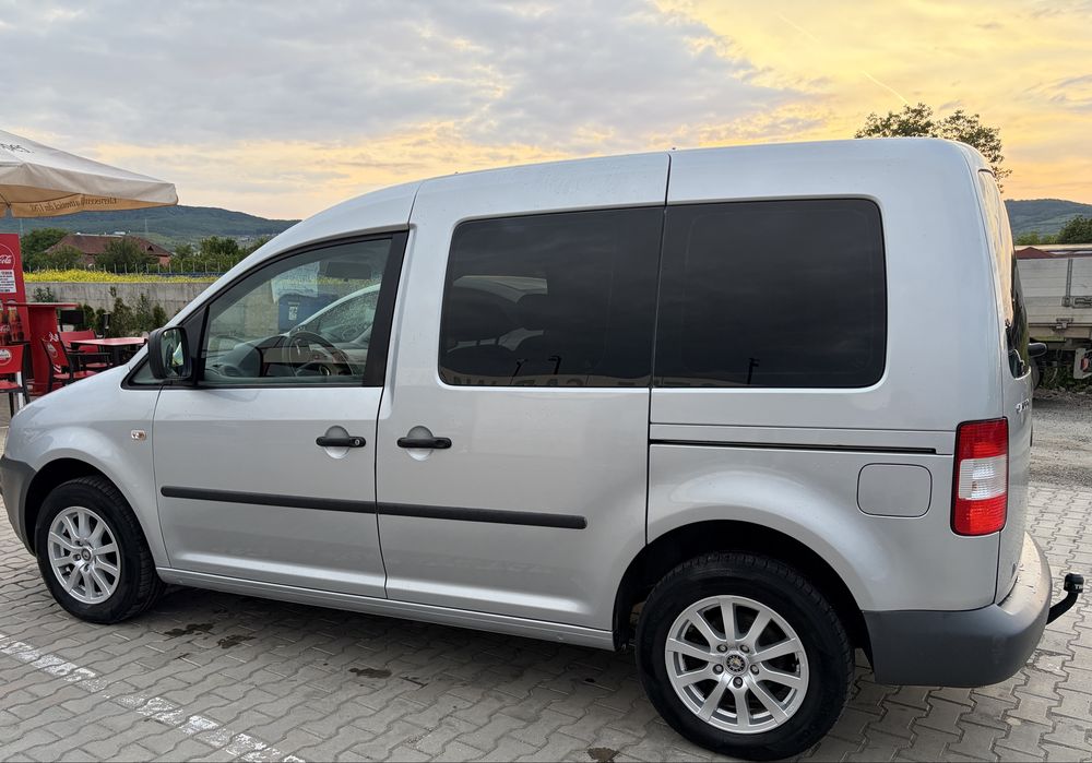 VOLKSWAGEN Caddy 2009 — imagine 3