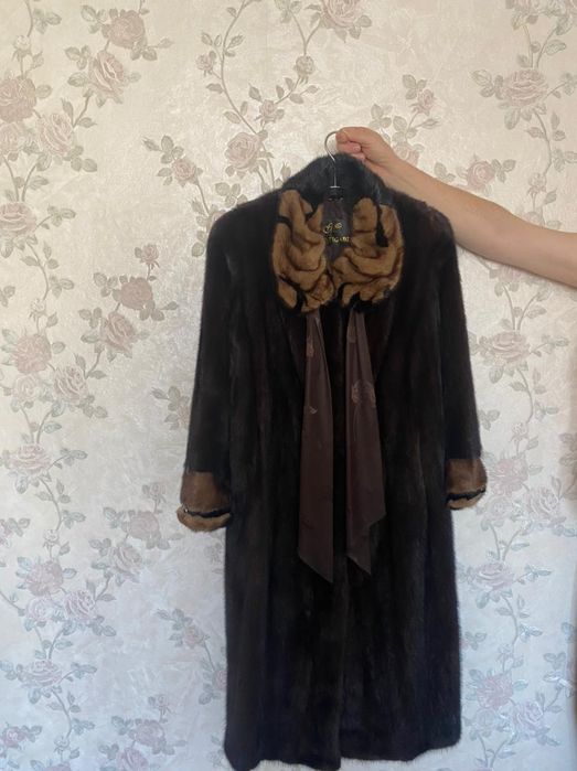 Женская Шуба б/у