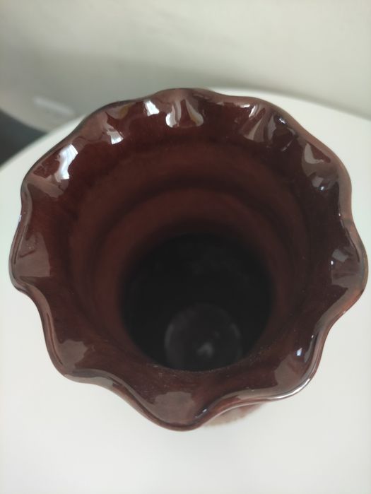 Продается высокая керамическая ваза