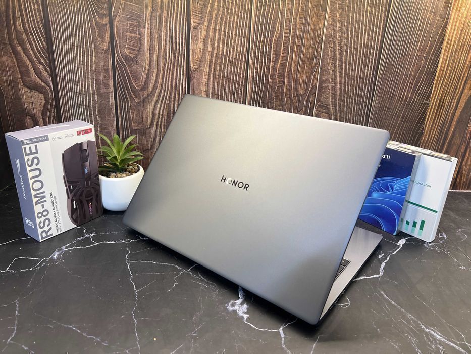 Ноутбук HONOR MagicBook X16 - Core i5‑12450H / 8GB / 512GB / 16" IPS