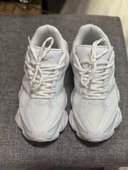 New Balance 9060 U9060NRJ – Сникърси, Бял