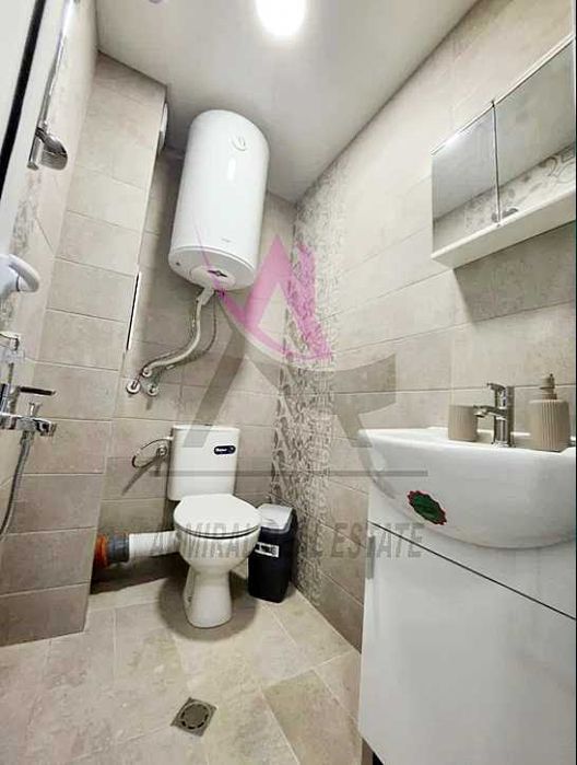 Дава се под наем Двустаен апартамент в Варна, Гранд Мол Варна - 50 кв.м за 400 € - Снимка #3