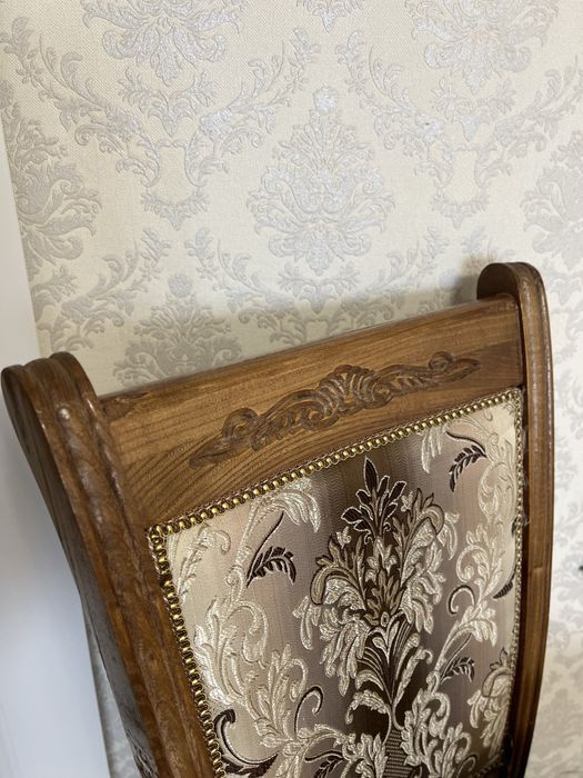 Продам стулья из дерева