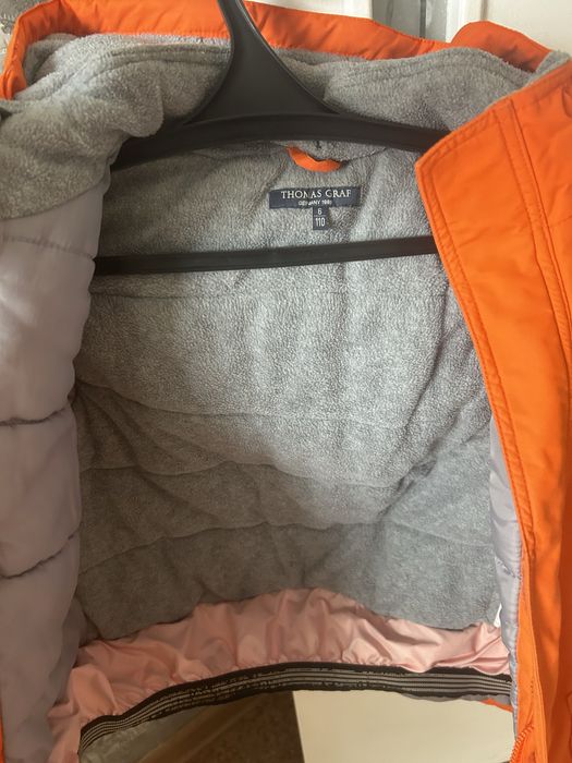 Продам детскую куртку