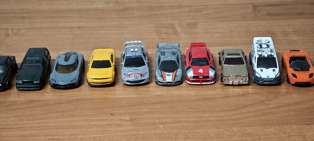 Продам hot wheels