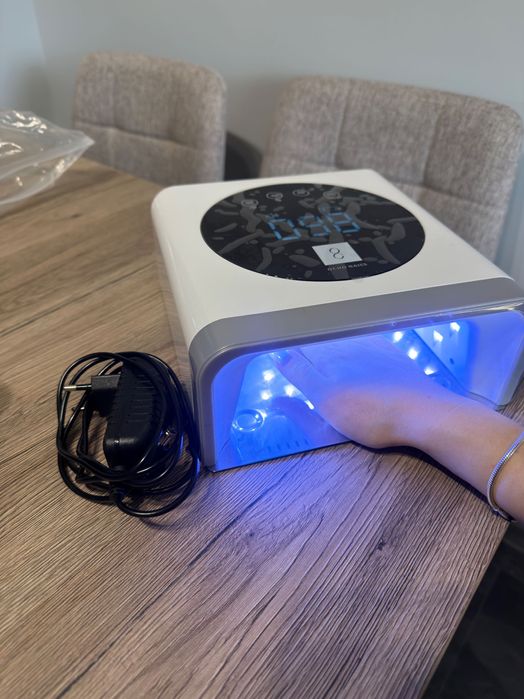 Процесионална UV/LED лампа за нокти OCHO NAILS 8