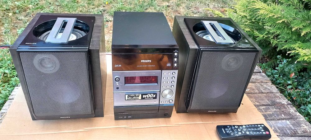 CD плейър и касетофон Филипс с много  екстри