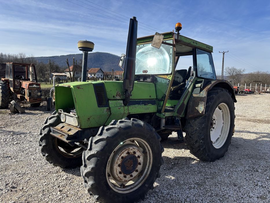 Tractor deutz dx90 4x4 cu brat de cosit