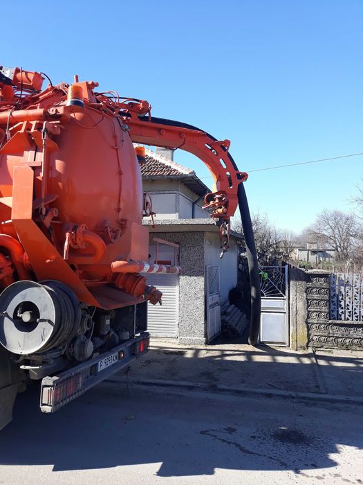 Отпушване на канали Изпомпване на септични ями ВиК услуги