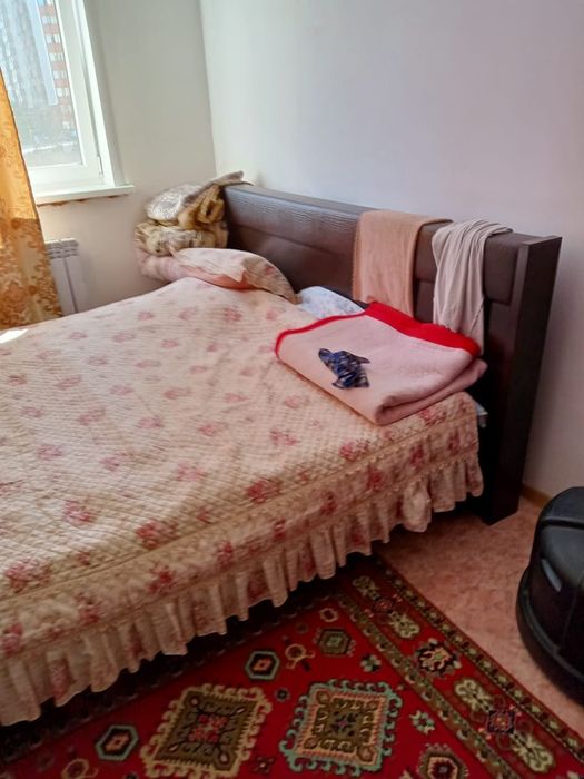 Продам спальный гарнитур