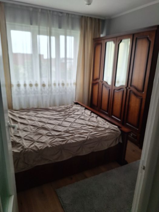 Închiriez apartament central - Piața Unirii
