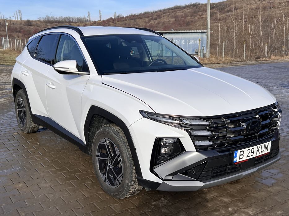 Hyundai Tucson Hybrid 1.6 benzina + hibrid 10.2025- 7000 km Avariat
