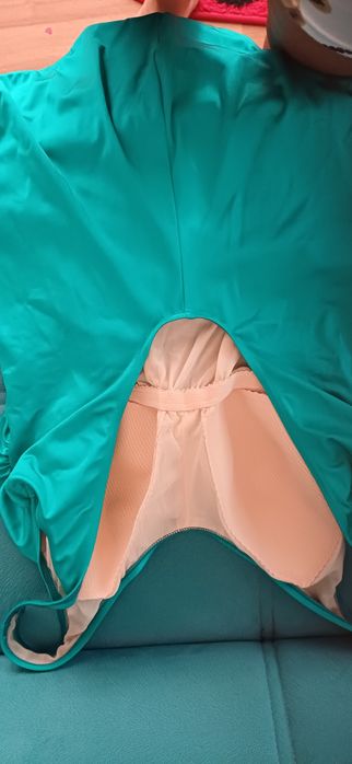 2 costume de baie
