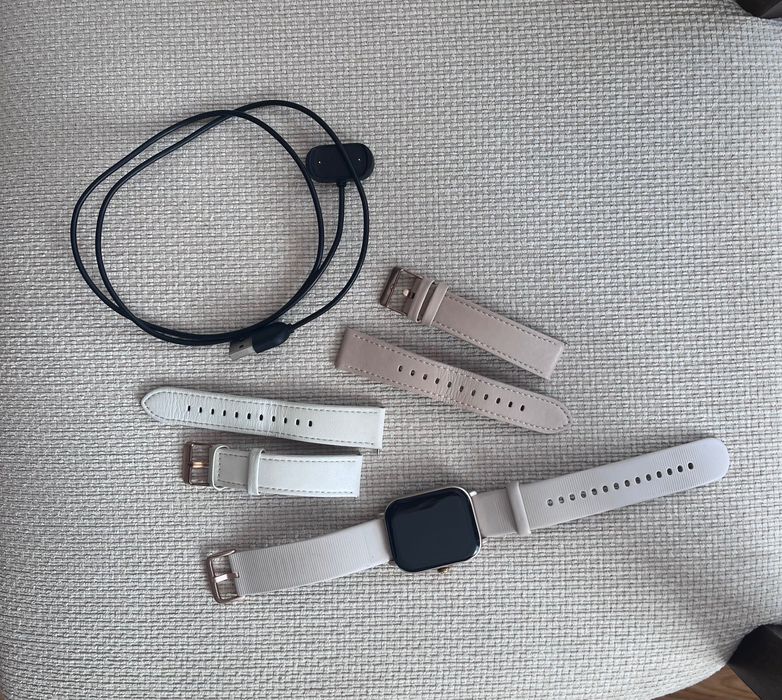 Смарт часовник Amazfit GTS 3 с протектор и кожени каишки