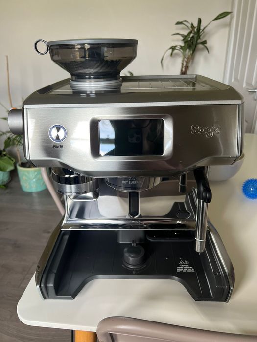 Sage Barista Touch “The Oracle” кафе машина с вградена мелачка