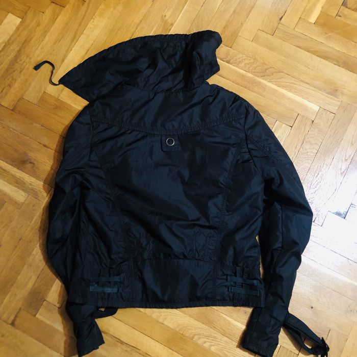 Продавам дамски якета