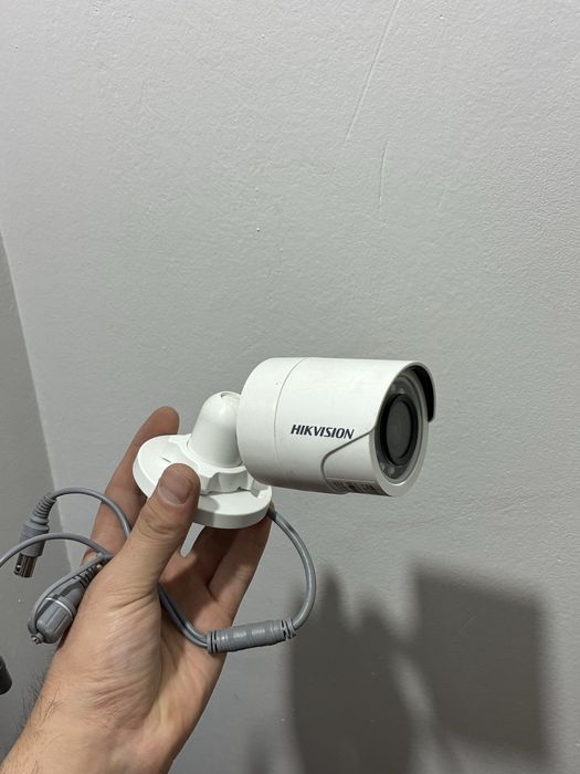Продам камеры hiWatch, Hikvision