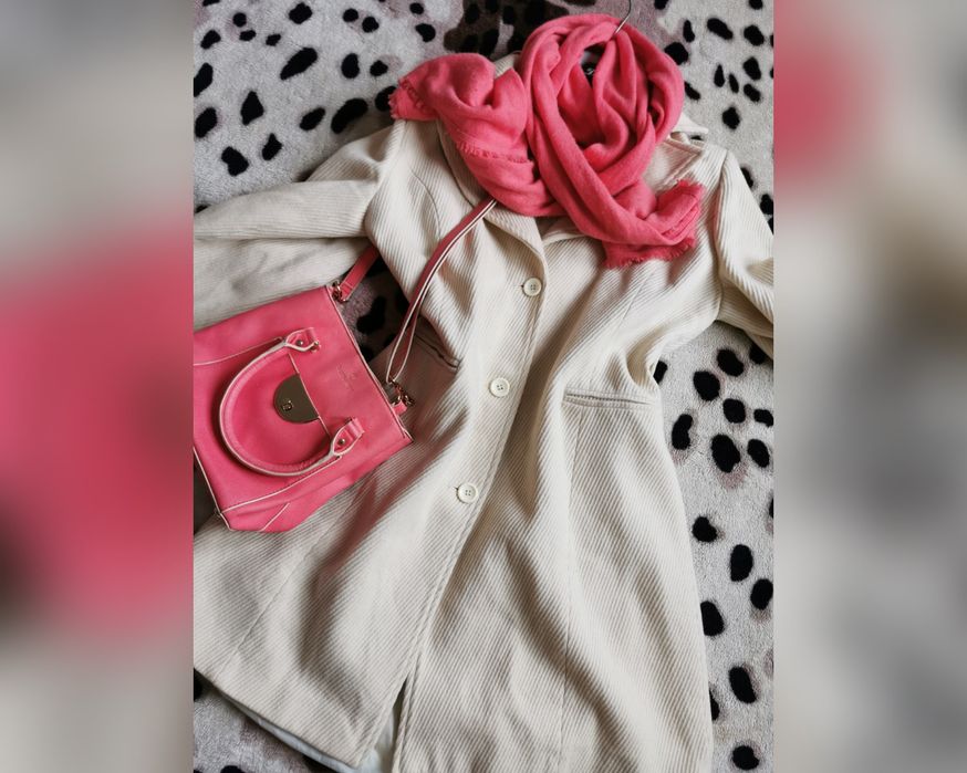 Palton zara mărimea M/L