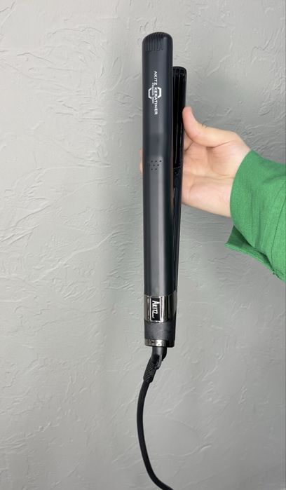 Продам утюжок-гафре Akitz