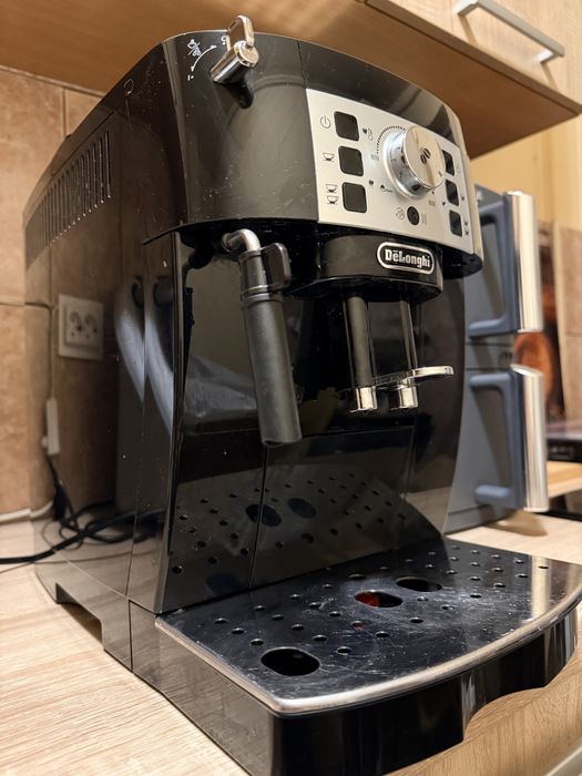 Espressor automat De’Longhi Magnifica S