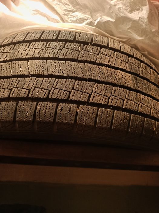 Продам шины R17 225/45