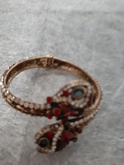 Комплект бижутерии