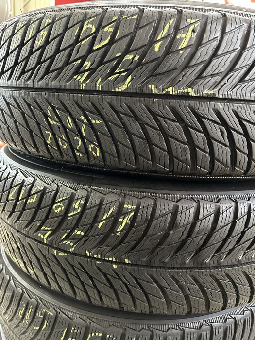 Гуми 215/60/17 и 215/65/17 Michelin Зимни 4 броя