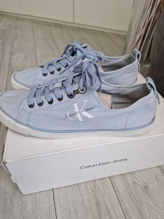 Кецове  Calvin Klein Jeans 40 номер