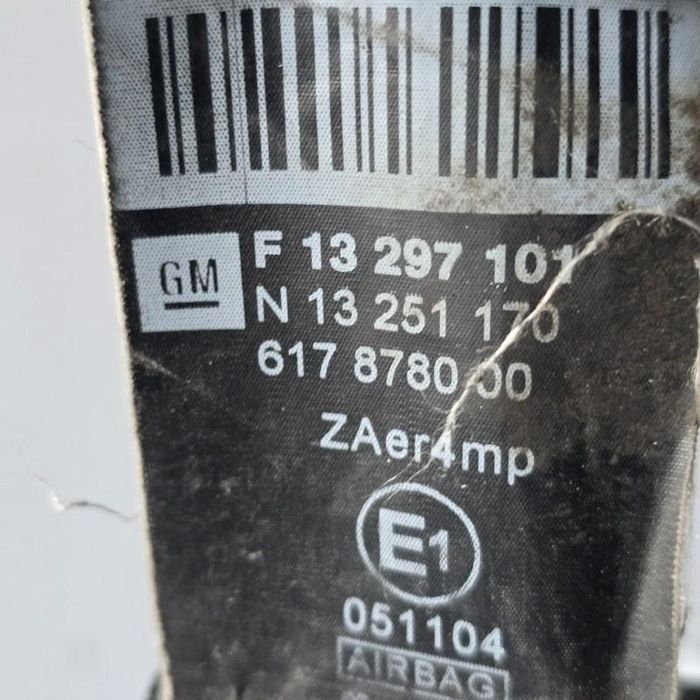 Centura de siguranta dreapta fata Opel Astra J