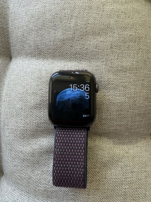 Apple Watch Series 6, 44mm