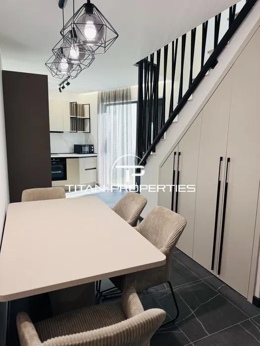 Дава се под наем Двустаен апартамент в Варна, Център - 60 кв.м за 675 € - Снимка #1