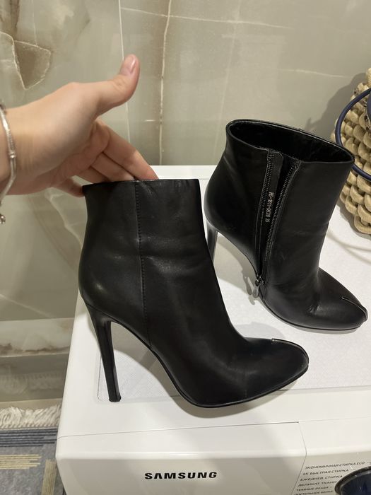 Ботильоны Glossi