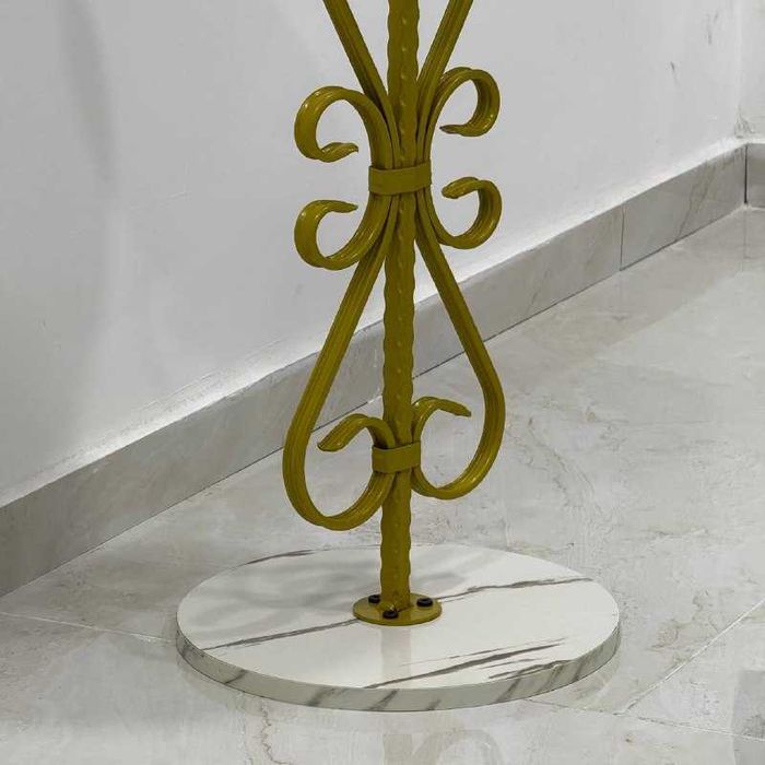 Прикроватный столик с полкой, столик приставной