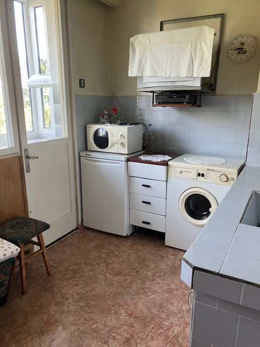 Дава се под наем Двустаен апартамент в Плевен, Сторгозия - 68 кв.м за 306 € - Снимка #15