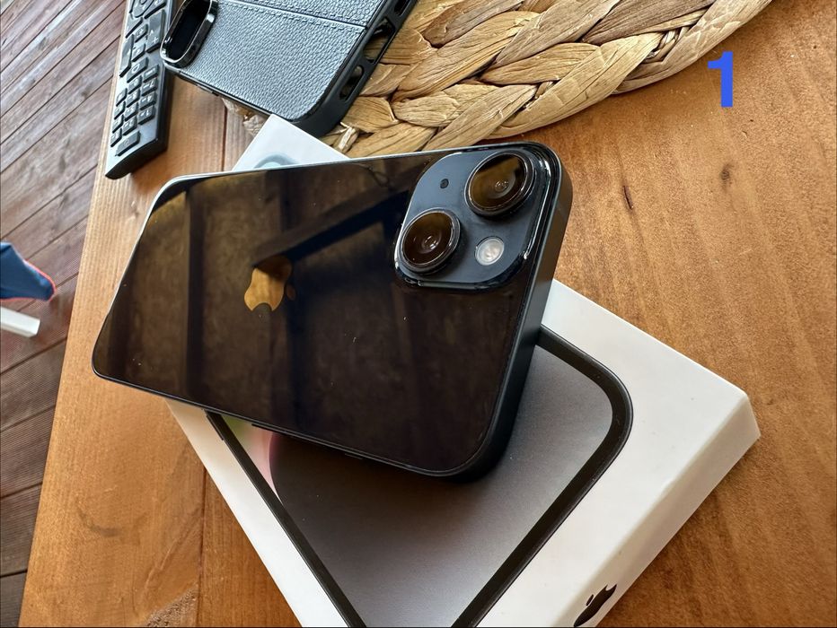 2 броя Iphone 14 256 GB