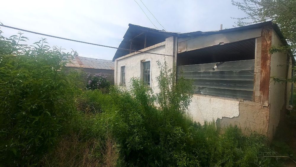 Азадбаш 6-сотих ер сотилади нархи сотихига езилган