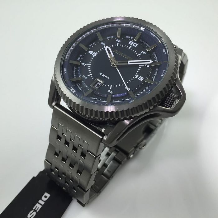 Vând ceas Diesel the Brave.