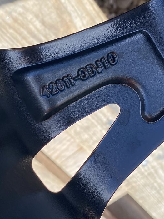 15 цола 4 х 100 мм Тойота Аиго , Ярис , Toyota , Yaris , Aqua , Aygo