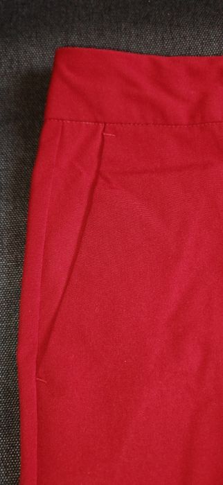 Елегантен панталон Zara